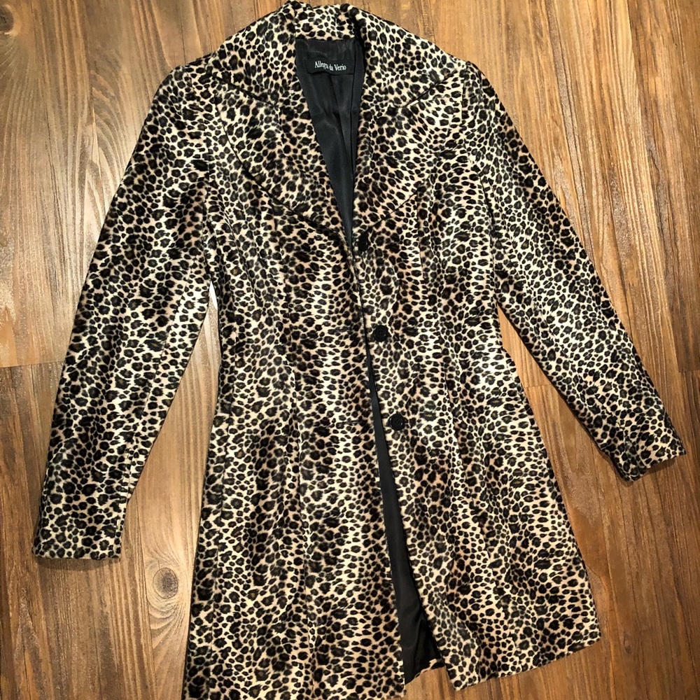 Women’s Leopard print coat